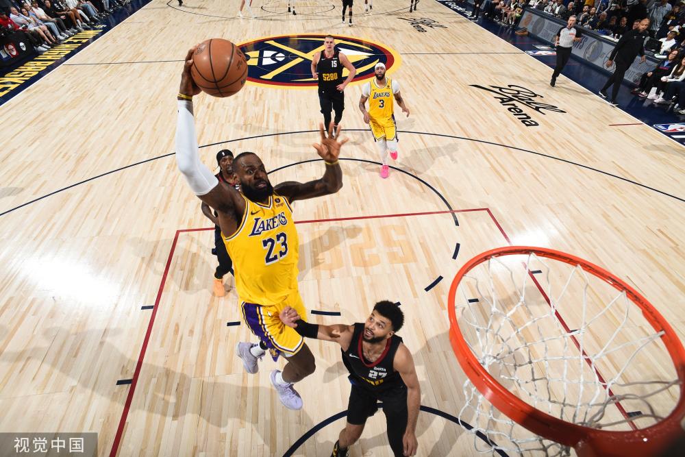 对手在防守 对手在防守