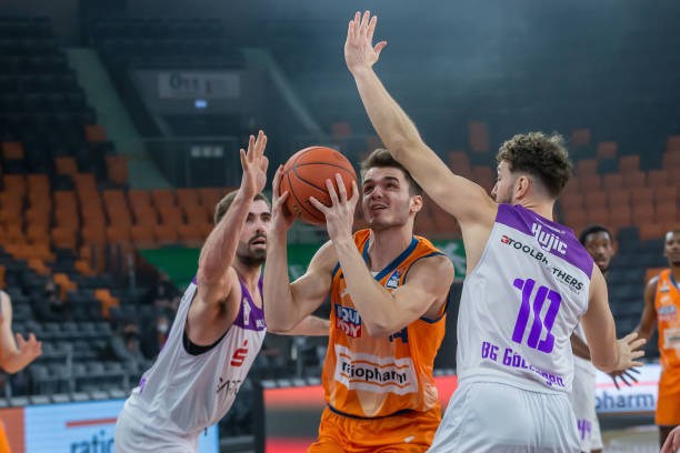 在这场备受 在这场备受